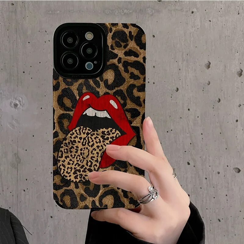 Capinha iPhone Onçinha Silicone Animal Print