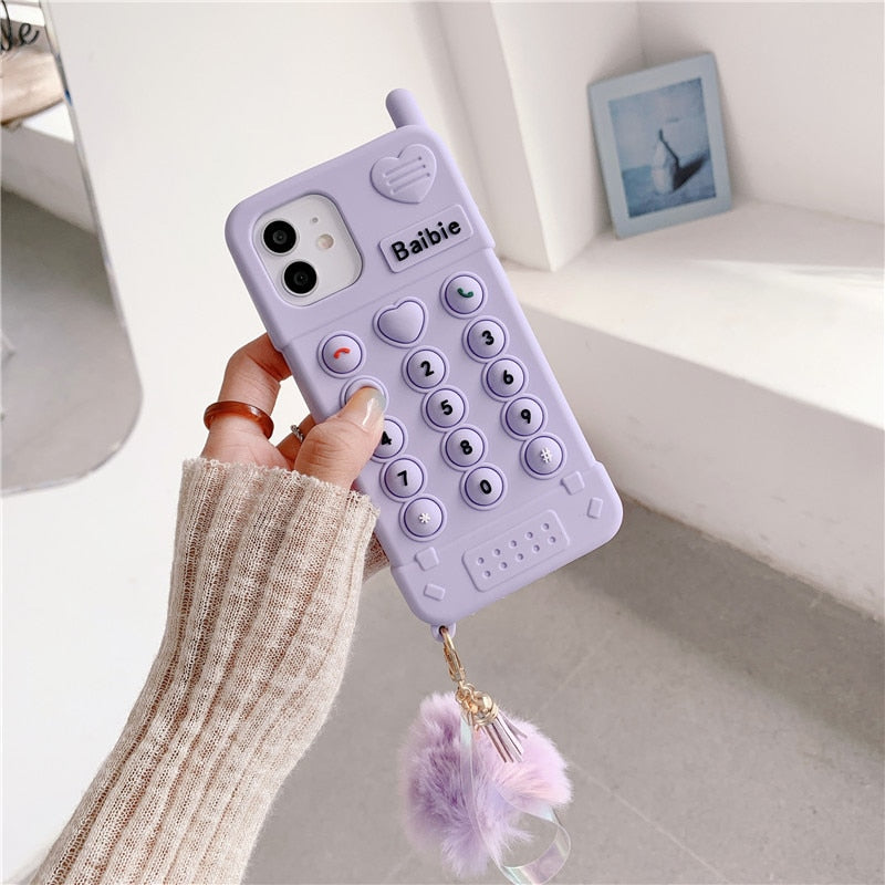 Capinha iPhone BabyGirl Com Pompom