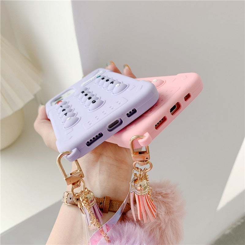 Capinha iPhone BabyGirl Com Pompom